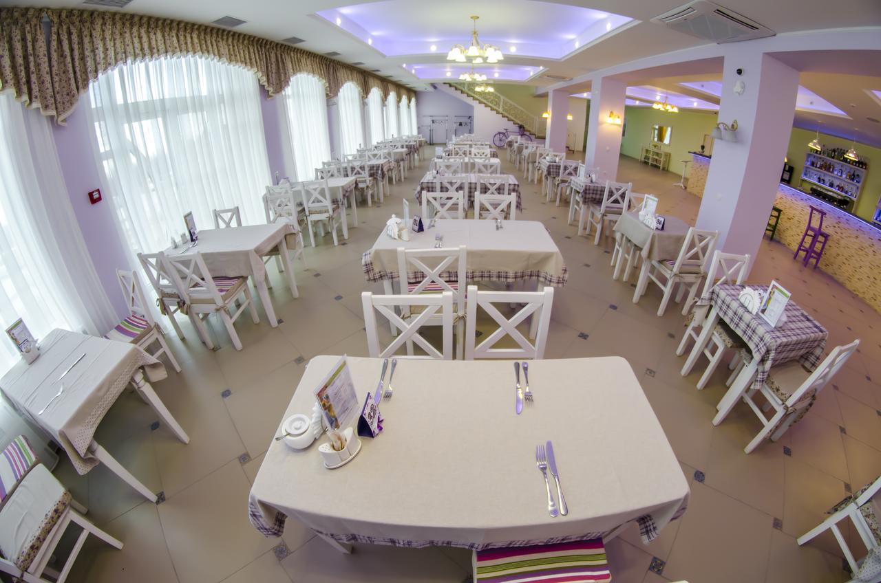 Vitapark Sonyachnyy Provans Satanov Luaran gambar